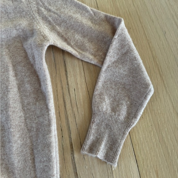 Neil Norman Beige 2 Ply Cashmere Sweater Size Small - Picture 6 of 6